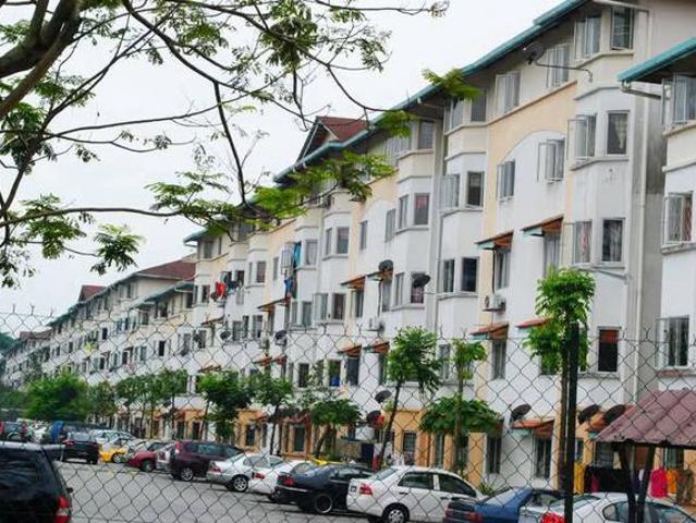 Apartment for sale in Petaling, Damansara Damai