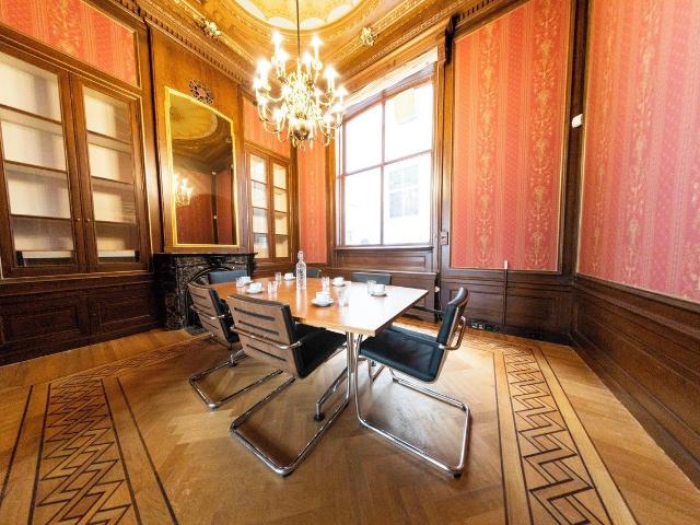 Bedrijfspand te huur in Centrum, Amsterdam