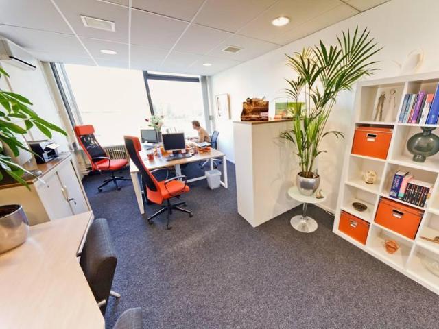 Bedrijfspand te huur in Hilversum, Noord-Holland