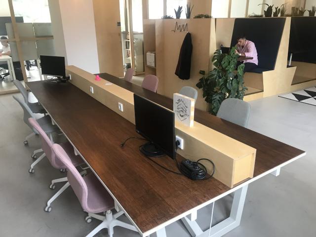 Bedrijfspand te huur in Centrum, Rotterdam