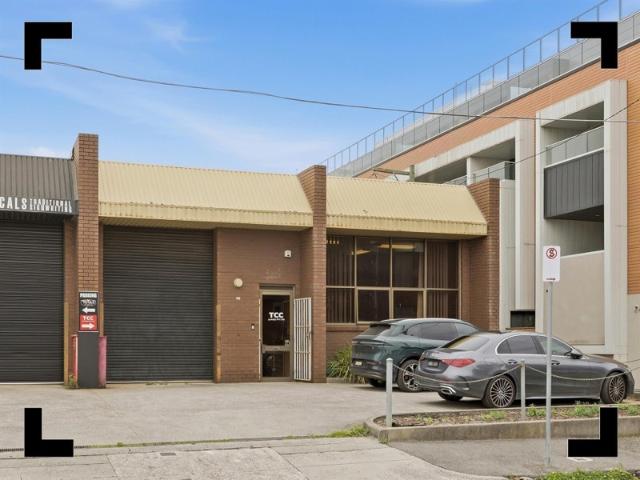 Warehouse for rent in Brunswick East, Melbourne