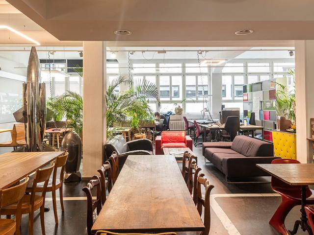 Büro mieten in Einigen, Zürich