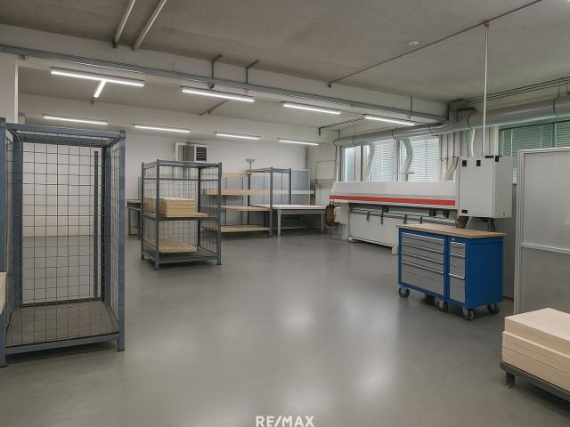 Gewerbe mieten in Thalheim bei Wels, Oberösterreich