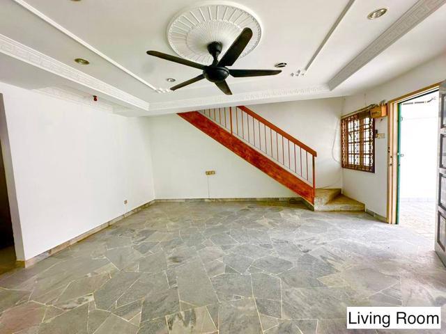 Terraced House for sale in Country Heights Damansara, Kuala Lumpur