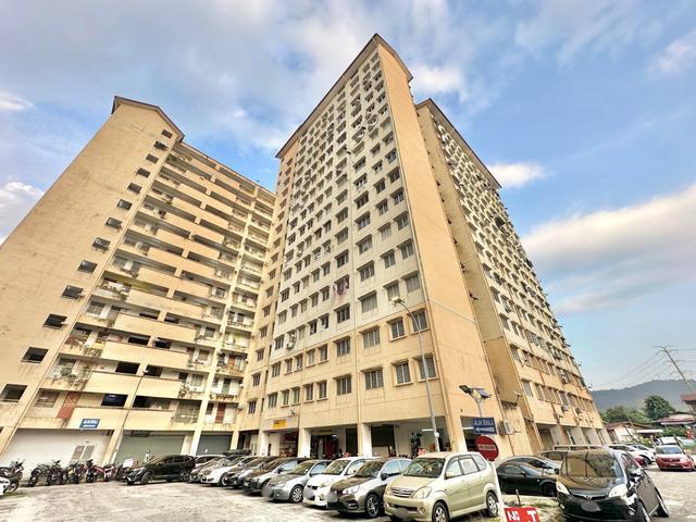 Apartment for sale in Langat, Selangor