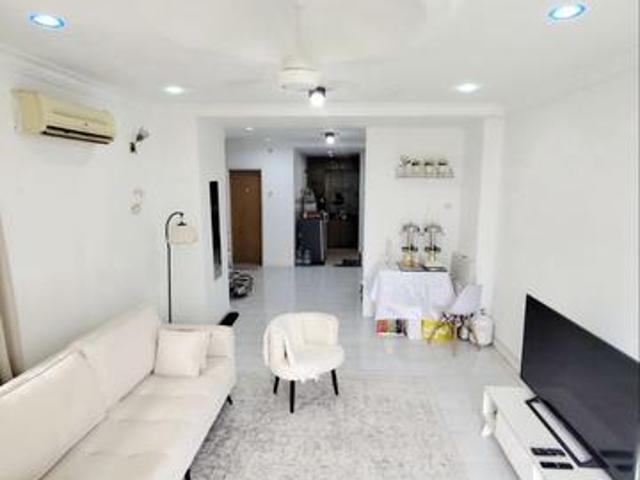 Condominium for sale in Petaling, Subang Jaya