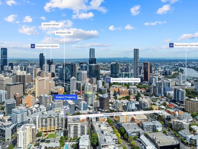 Office for rent in Toombul, Queensland