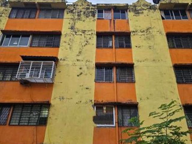 Flat for sale in Selayang, Selangor