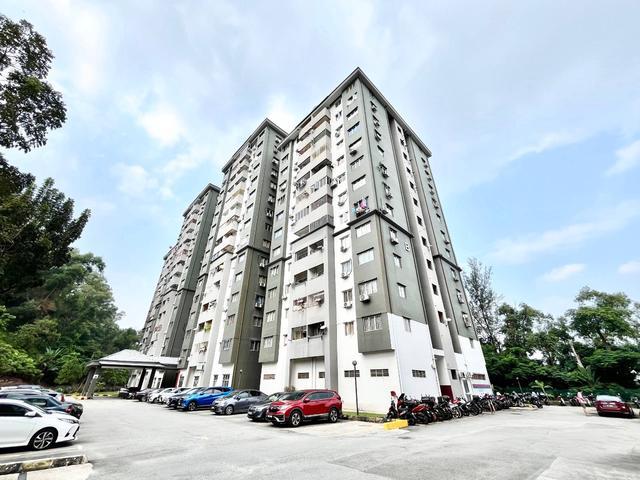 Apartment for sale in Petaling, Subang Jaya
