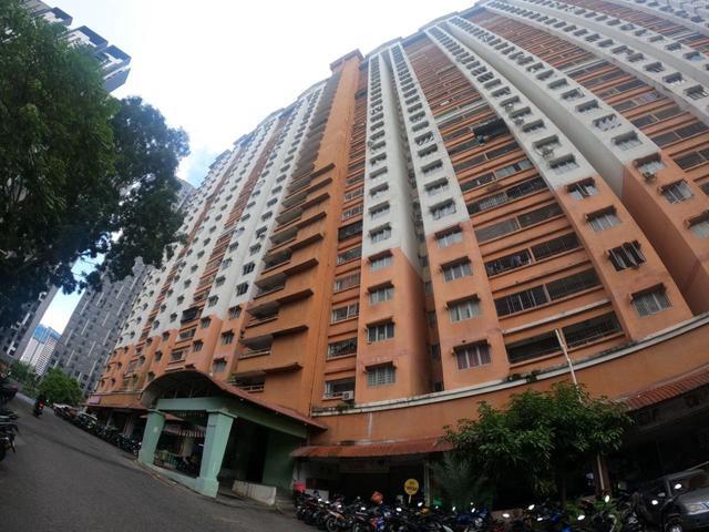 Apartment for sale in Petaling, Damansara Damai