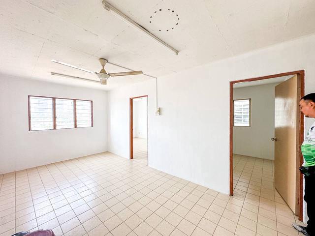 Flat for sale in Country Heights Damansara, Kuala Lumpur