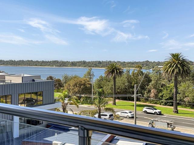 Apartment for sale in Lakes Entrance, Victoria
