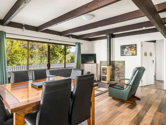 House for rent in Goughs Bay, Victoria
