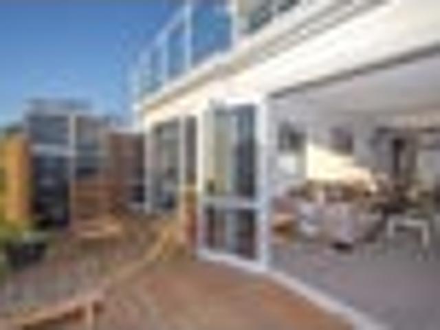 House for sale in Chaslands, Canterbury