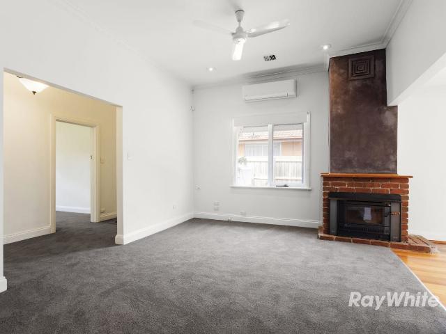 House for rent in Hughesdale, Melbourne