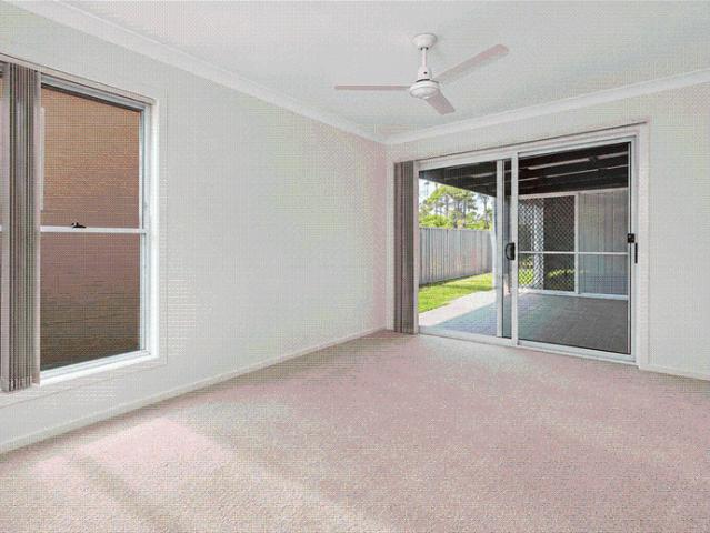 House for rent in Pacific Pines, Gold Coast City