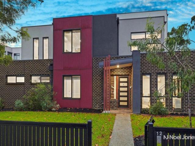 Townhouse for sale in Camerons Creek, Victoria