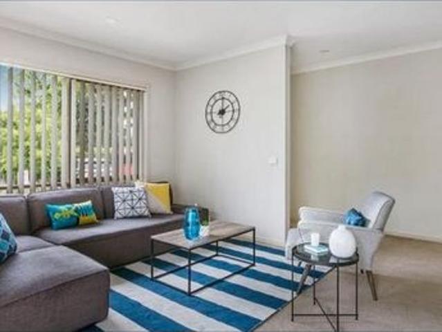 Townhouse for rent in Camerons Creek, Victoria