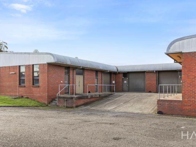 Warehouse for rent in Launceston, Tasmania
