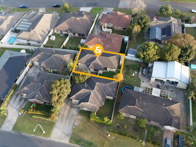 Villa for sale in Ambergate, New South Wales