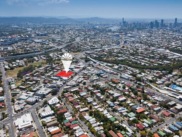 Retail for rent in Toombul, Queensland