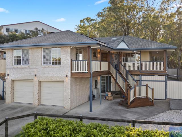 House for sale in Edens Landing, Greater Brisbane