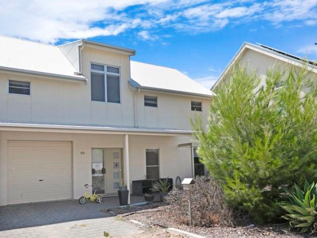 Townhouse for sale in Horseshoe Creek, South Australia