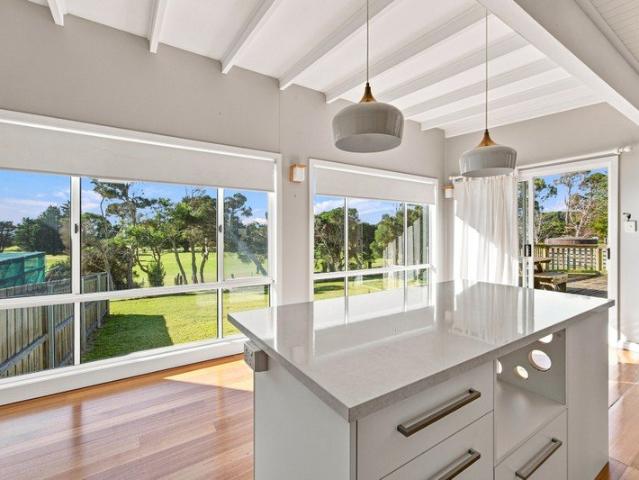 House for rent in Greens Beach, Tasmania