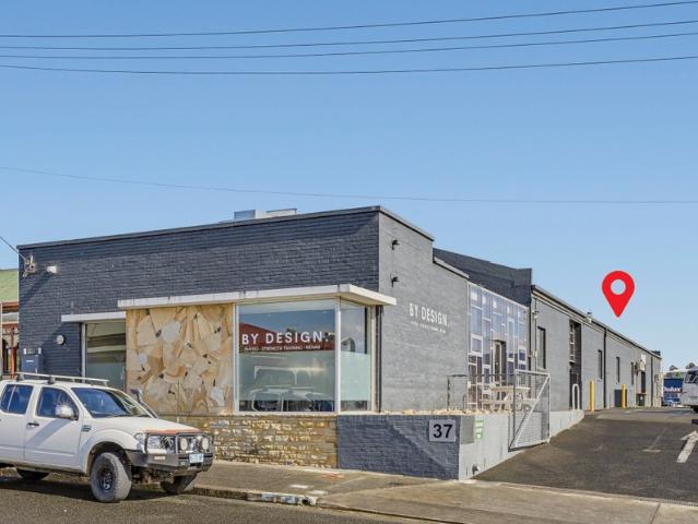 Office for rent in North Hobart, Hobart