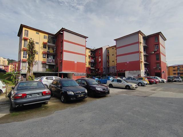 Flat for sale in Selayang, Selangor