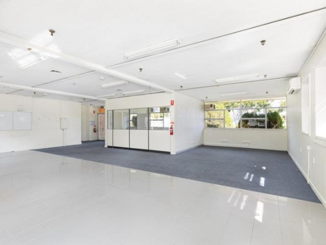 Office for rent in Toombul, Queensland