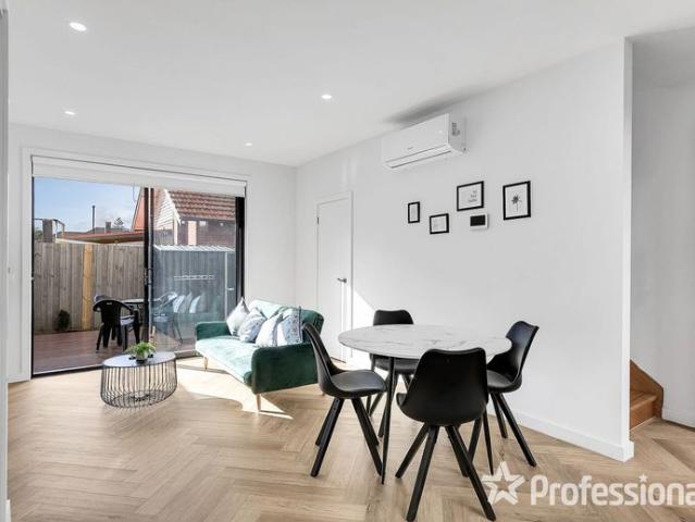 Townhouse for rent in Camerons Creek, Victoria