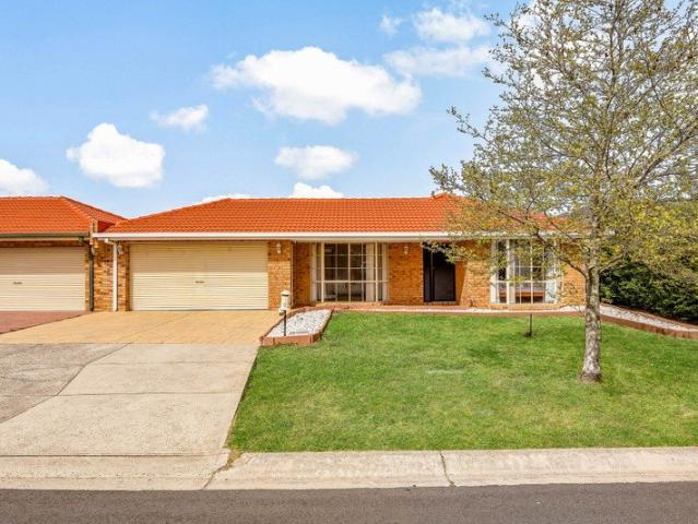 House for sale in Taylors Lakes, Melbourne