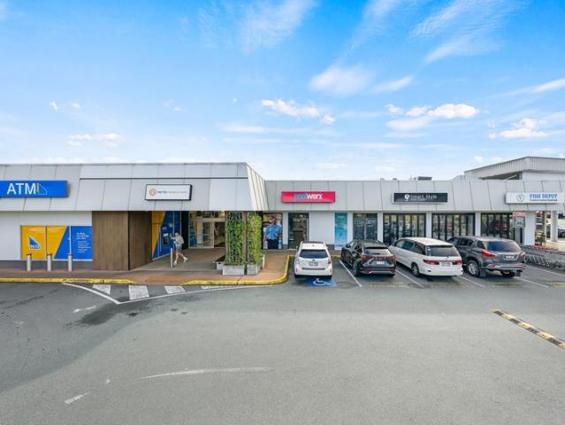 Retail for rent in Toombul, Queensland