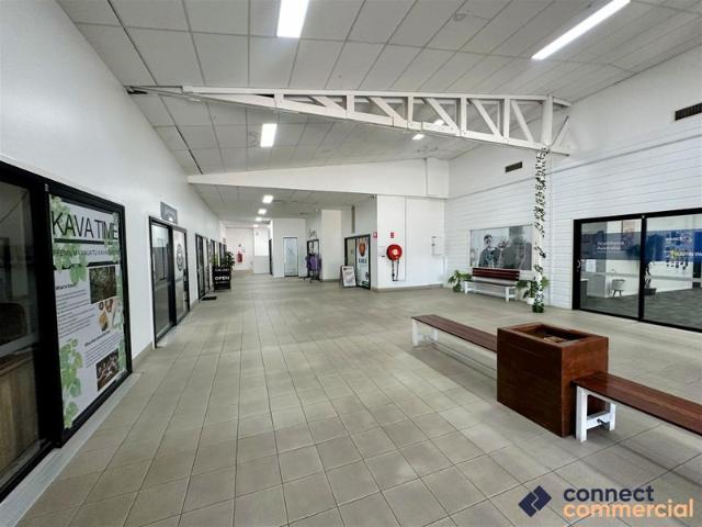 Retail for rent in Stanthorpe, Queensland