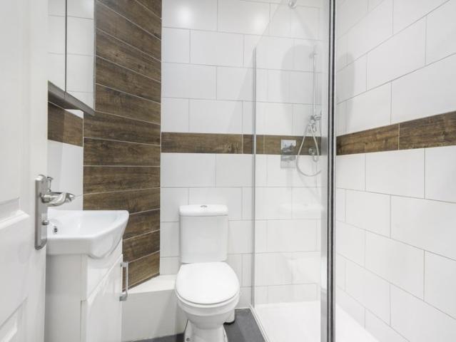 Apartment for rent in London Borough of Ealing, Hanwell