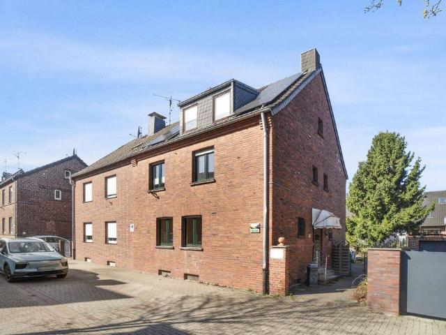 Haus kaufen in Holzheim, Neuss