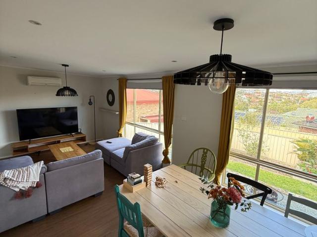 Room for rent in Flinders, New South Wales