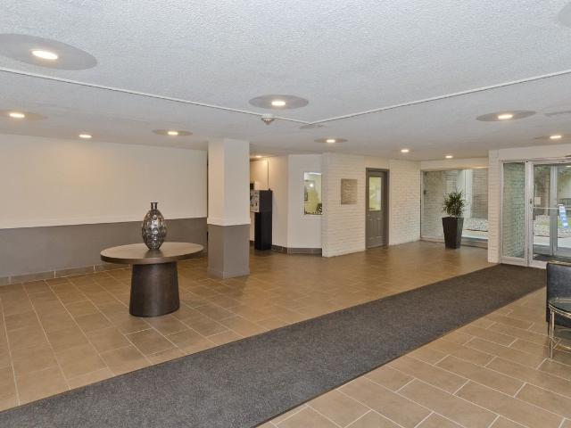 Apartment for rent in Fairview, Calgary