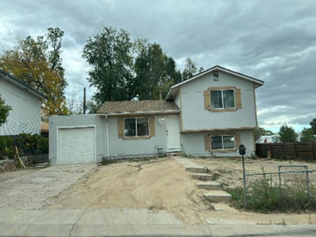 House for sale in Colorado Springs, El Paso County