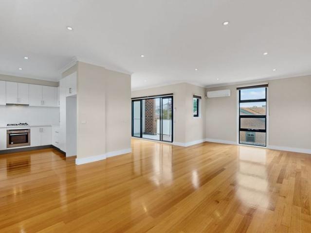 Townhouse for rent in Coburg, Melbourne