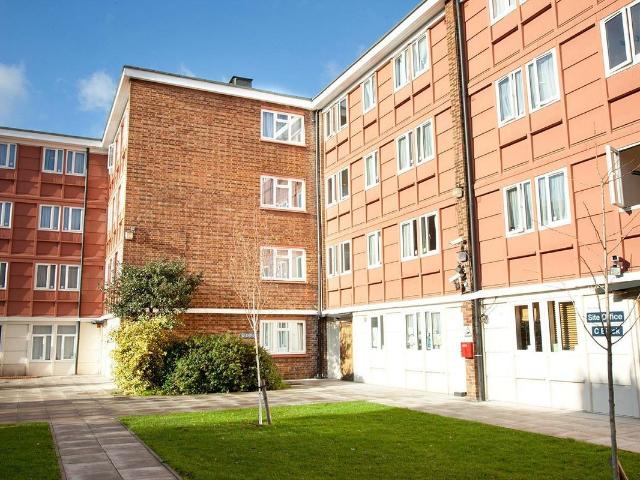 Studio for rent in Camberwell, Greater London
