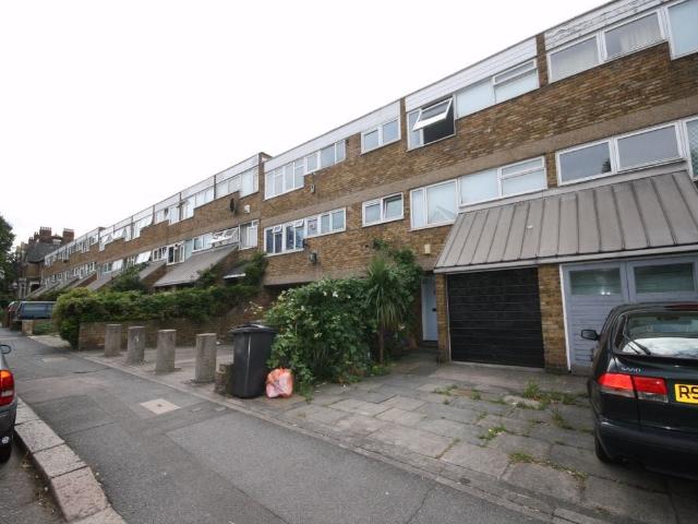 Apartment for rent in Camberwell, Greater London