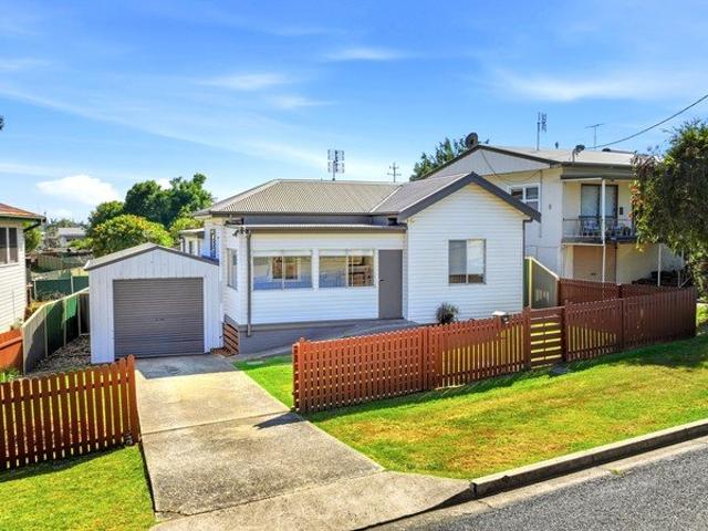 House for sale in South Grafton, Grafton