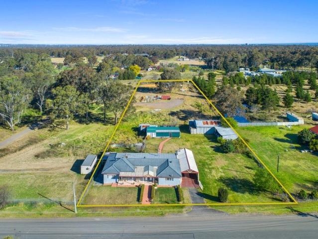 Cottage for sale in Sydney, New South Wales