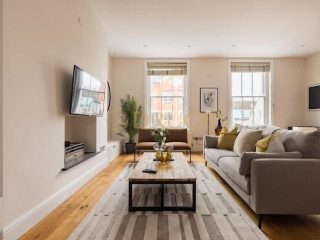 House for rent in Chelsea, Greater London