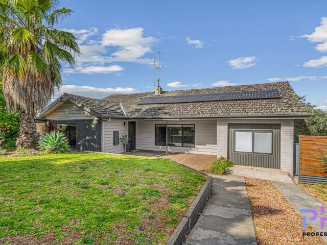 House for rent in California Gully, Bendigo