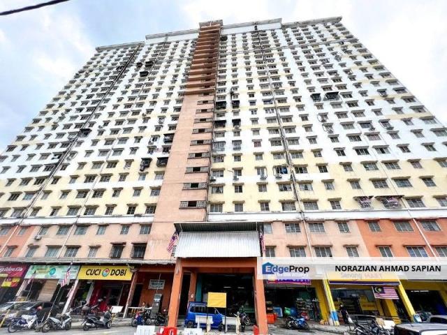 Flat for sale in Petaling, Damansara Damai