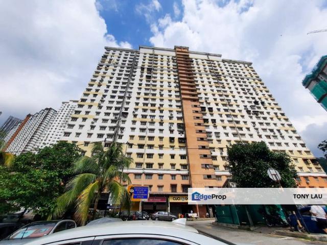 Flat for sale in Petaling, Damansara Damai