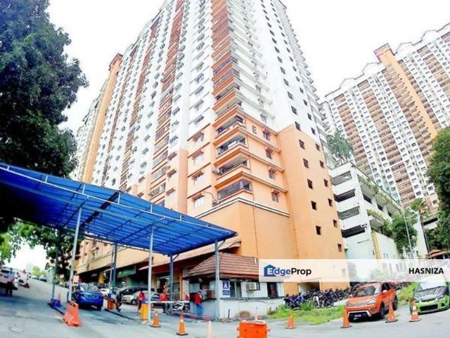 Flat for sale in Petaling, Damansara Damai